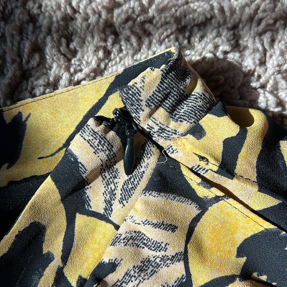 Floral panel skirt - Picture 5 of 7